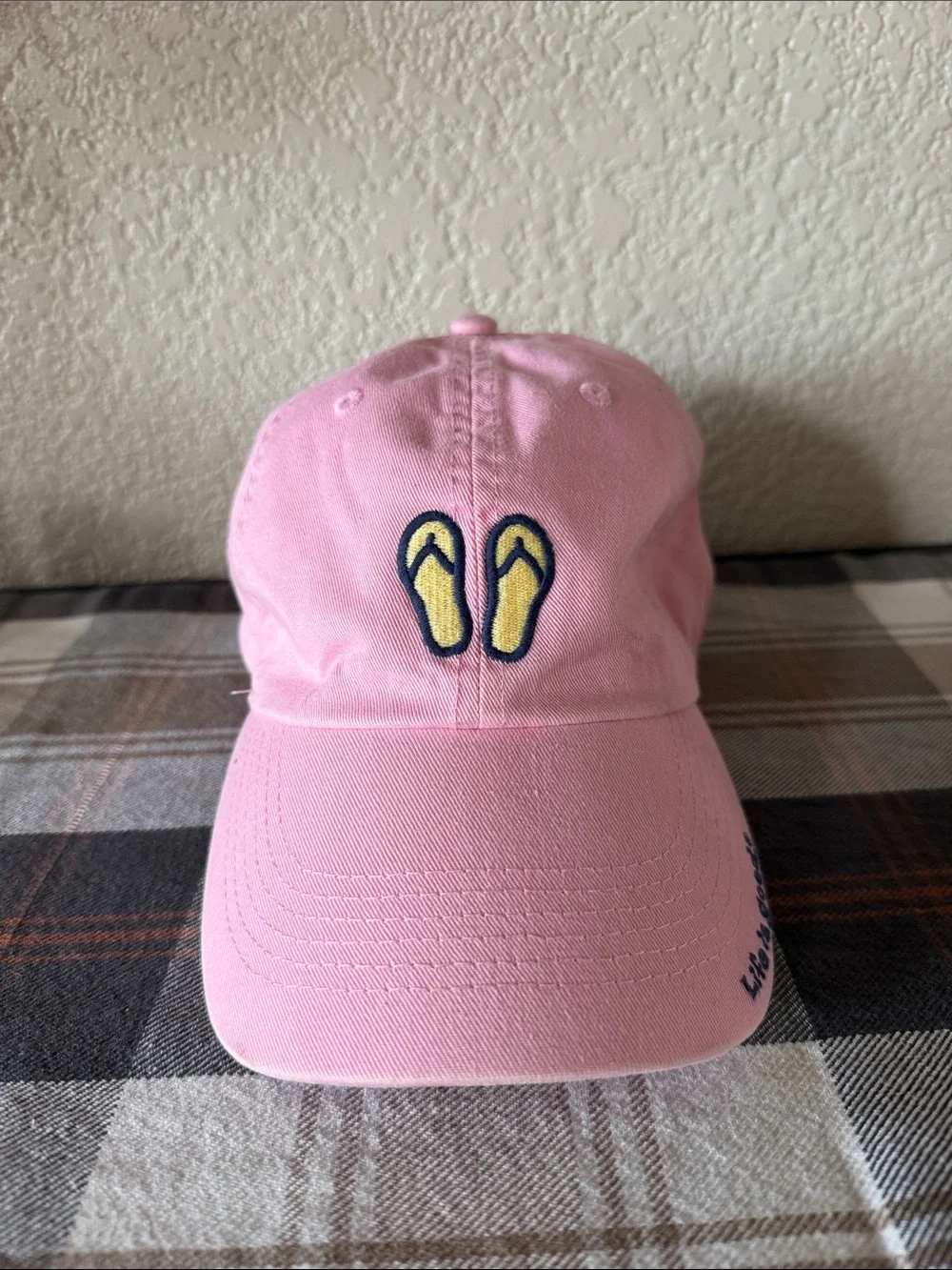Life is good Happy Pink Flip Flops Chill Baseball Cap
